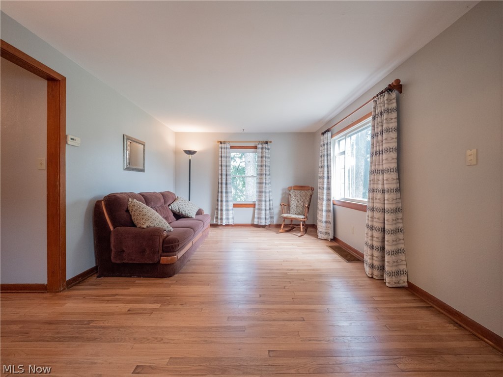 4117 Jaeger Road Lorain, OH 44053 - Photo 8 of 28 Gallery Image 8