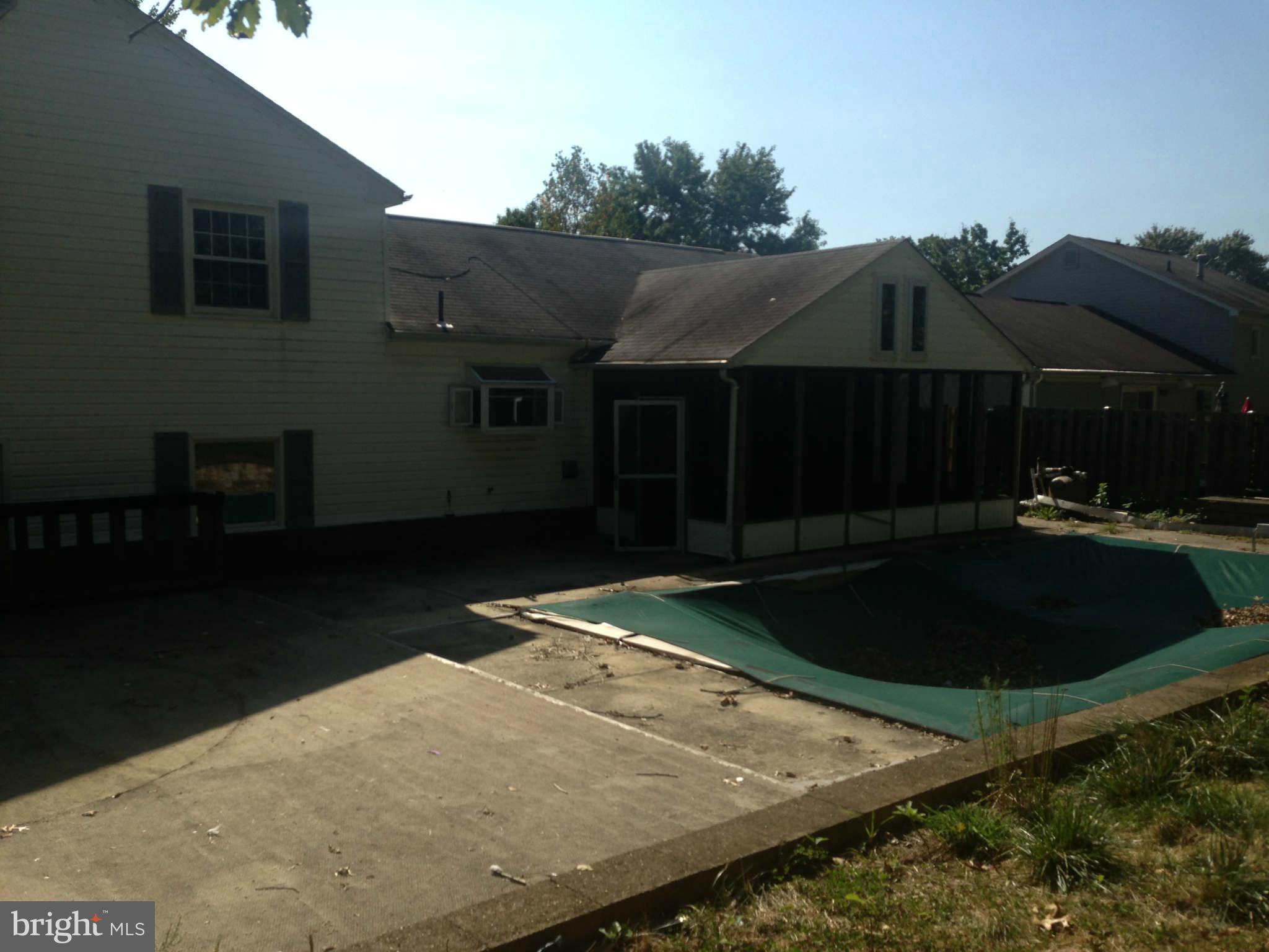 11910 Orvis Way Laurel, MD 20708 - Photo 13 of 14 Exterior (Rear)