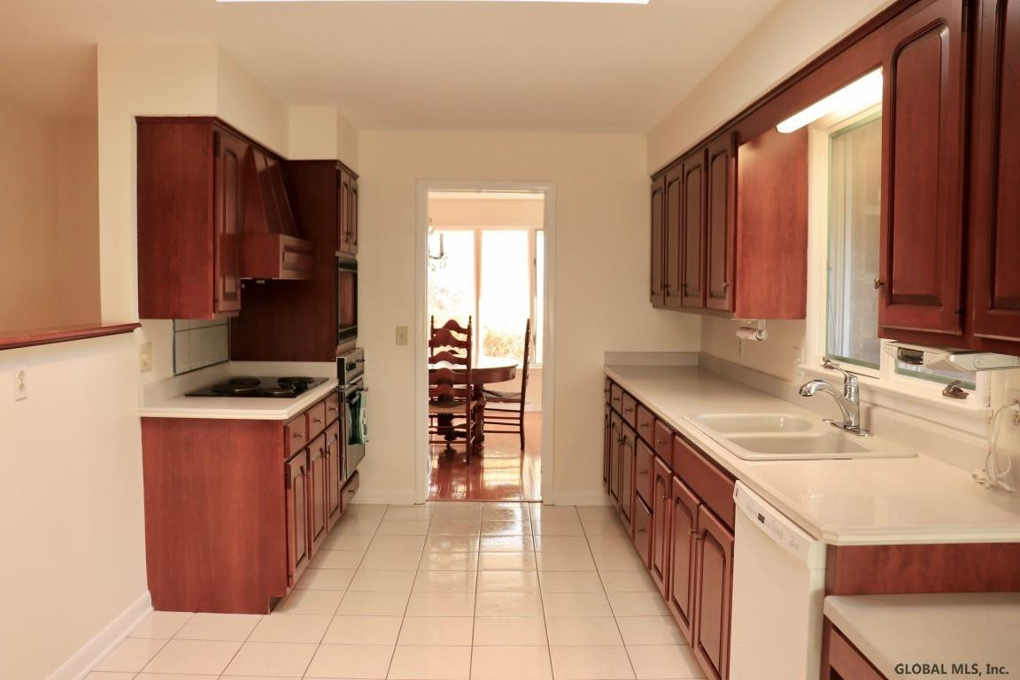 10 Harding Street Albany, NY 12208 - Photo 14 of 43 Photo 14
