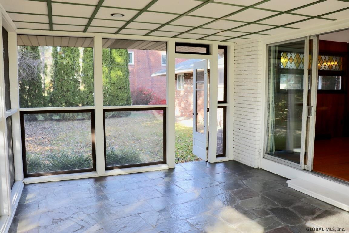 10 Harding Street Albany, NY 12208 - Photo 20 of 43 Photo 20