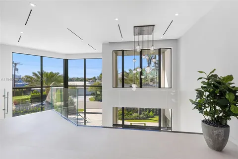 $17,900,000 | 51 Isla Bahia Drive, Fort Lauderdale, FL 33316