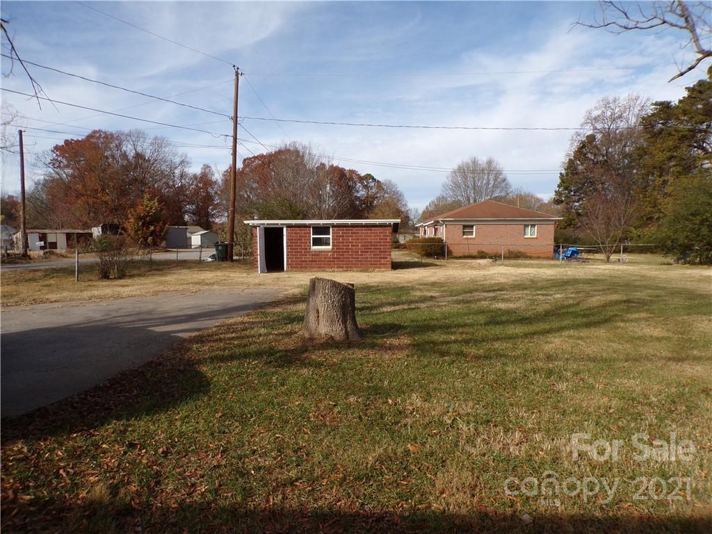 110 Lineberger Road Conover, NC 28613 - Photo 21 of 25 Gallery Image 21