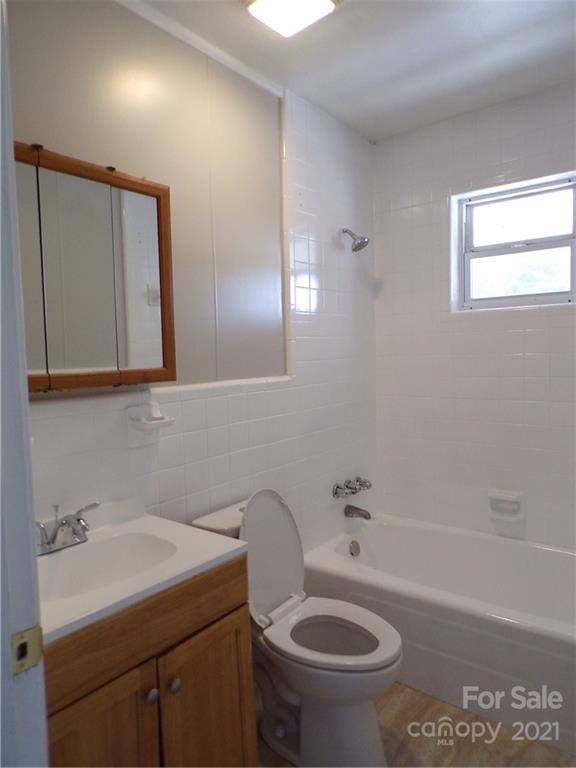 110 Lineberger Road Conover, NC 28613 - Photo 10 of 25 Gallery Image 10