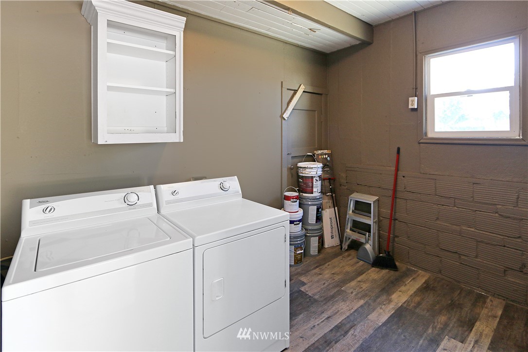 25850 Maple Valley Black Diamond Road Southeast Maple Valley, WA 98038 - Photo 14 of 25 Gallery Image 14