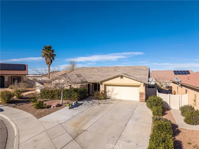 $419,900 | 17648 Park Plaza Court, Victorville, CA 92395