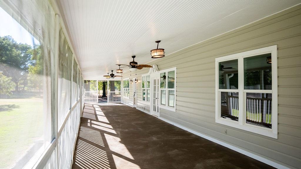 213 County Road 2320 Telephone, TX 75488 - Photo 11 of 40 Fabulous Front Porch!