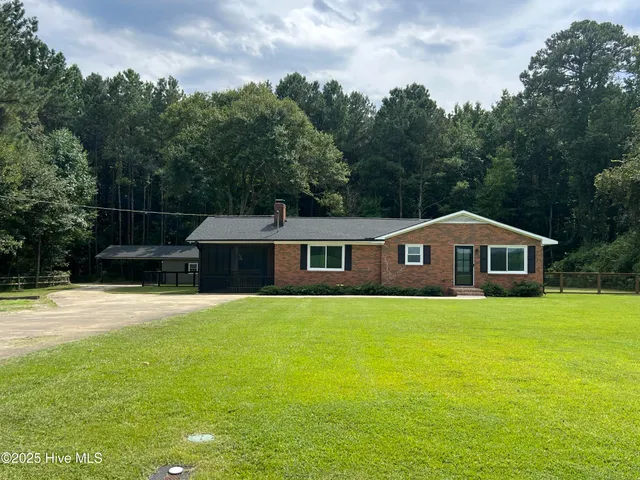 $313,800 | 1896 Old Rte 22, Kenly, NC 27542