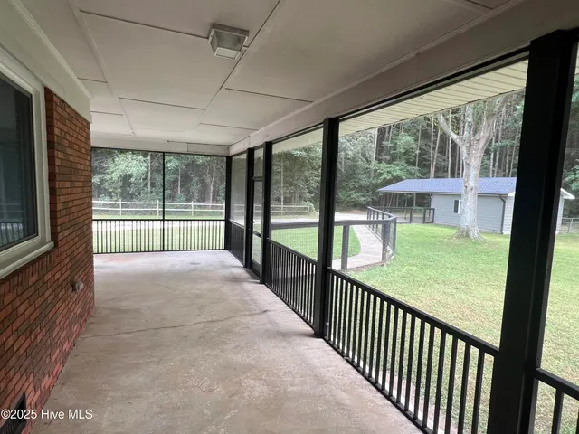 $313,800 | 1896 Old Rte 22, Kenly, NC 27542