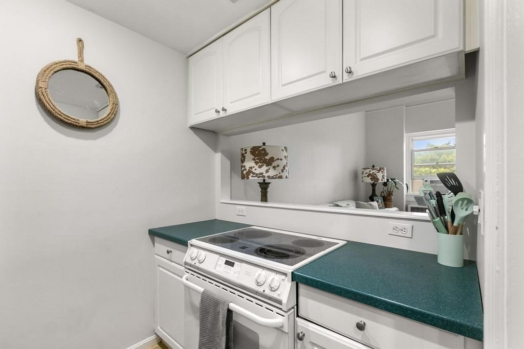 192 Beacon Street, Unit 2 Boston, MA 02116 - Photo 12 of 25