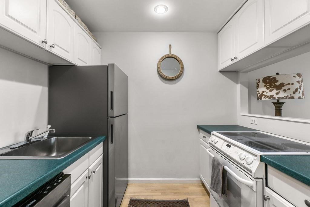 192 Beacon Street, Unit 2 Boston, MA 02116 - Photo 13 of 25
