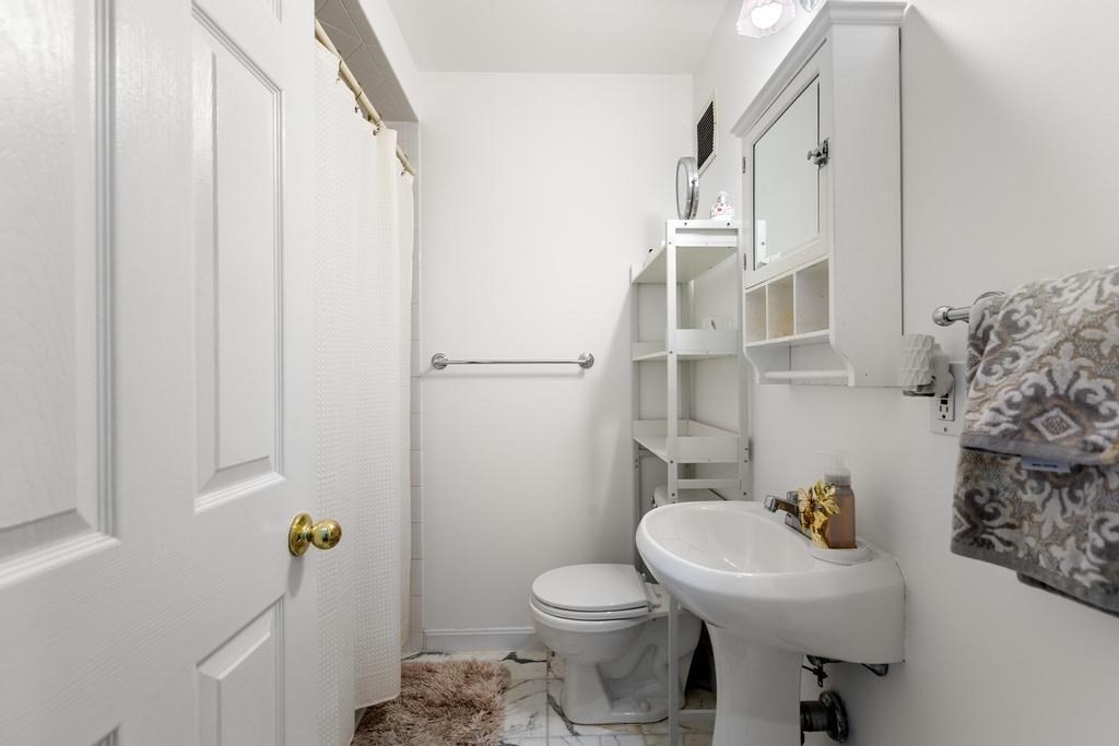 192 Beacon Street, Unit 2 Boston, MA 02116 - Photo 15 of 25