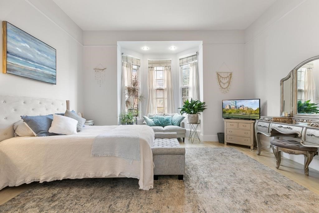 192 Beacon Street, Unit 2 Boston, MA 02116 - Photo 16 of 25