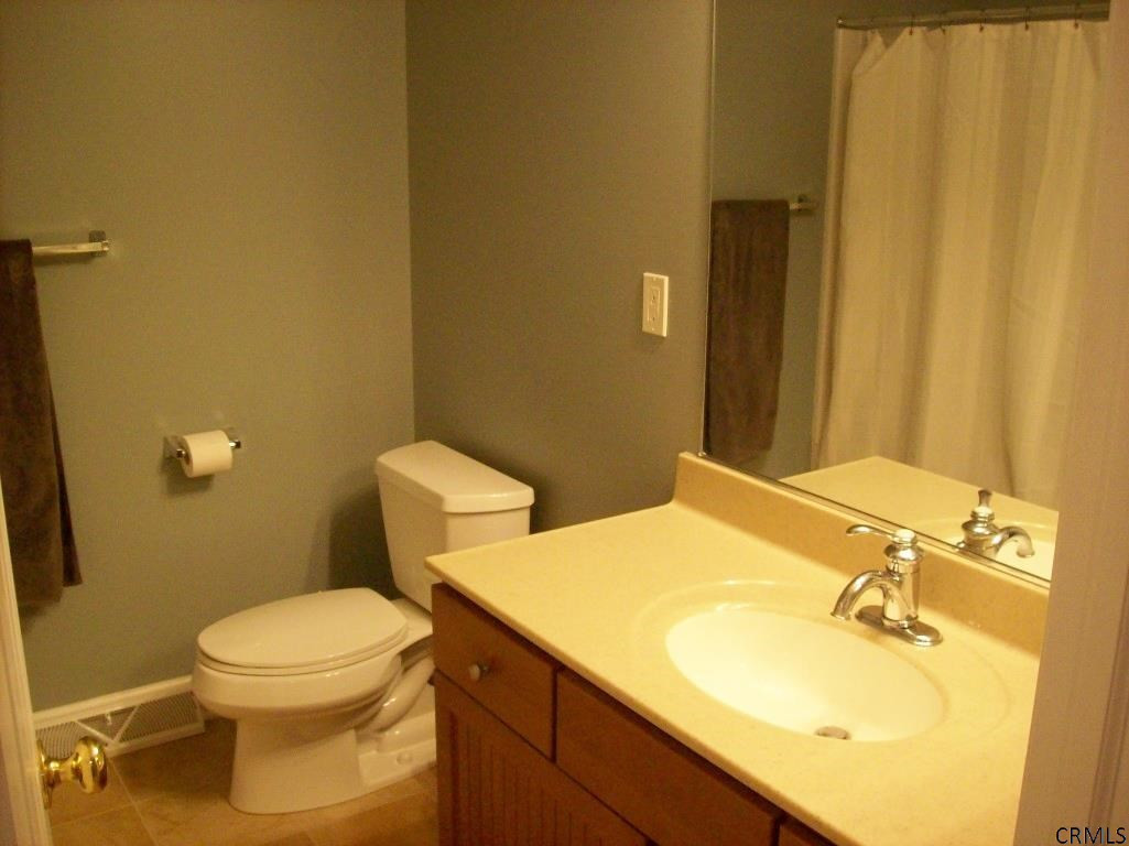 33 Trotter Road Bethlehem, NY 12158 - Photo 11 of 19 Photo 11