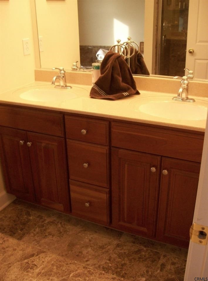 33 Trotter Road Bethlehem, NY 12158 - Photo 12 of 19 Photo 12