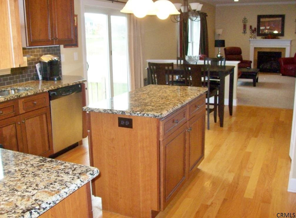 33 Trotter Road Bethlehem, NY 12158 - Photo 3 of 19 Photo 3