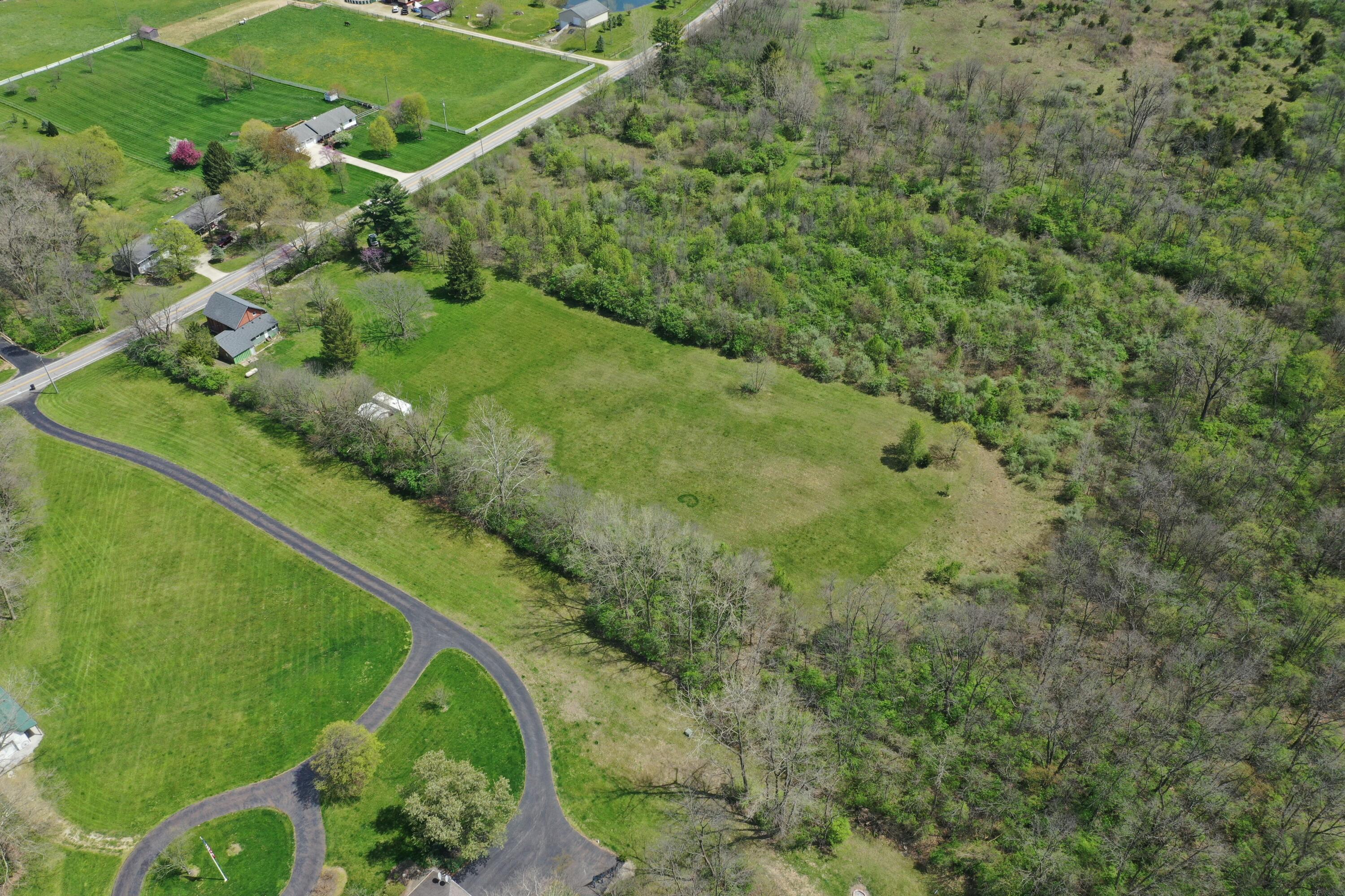2263 Amity Road Hilliard, OH 43026 - Photo 26 of 32 tempImagemAU85x