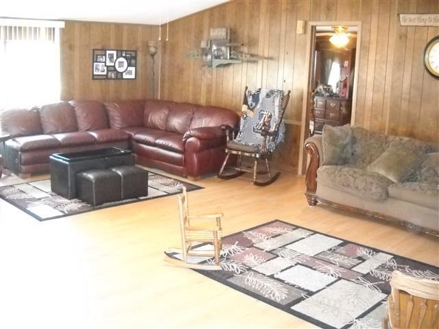 4110 East Pierceton Road Pierceton, IN 46562 - Photo 11 of 25 Gallery Image 11