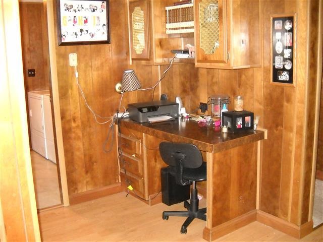 4110 East Pierceton Road Pierceton, IN 46562 - Photo 9 of 25 Gallery Image 9
