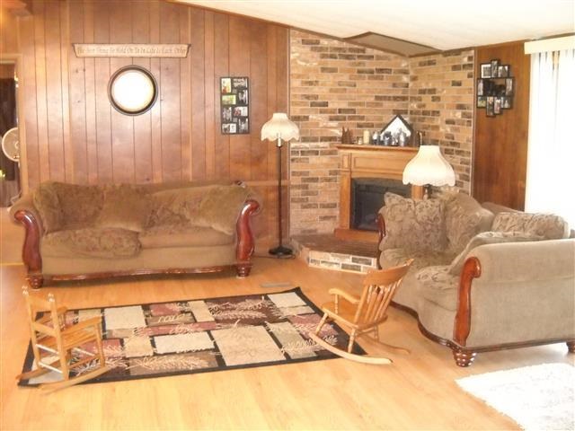 4110 East Pierceton Road Pierceton, IN 46562 - Photo 10 of 25 Gallery Image 10