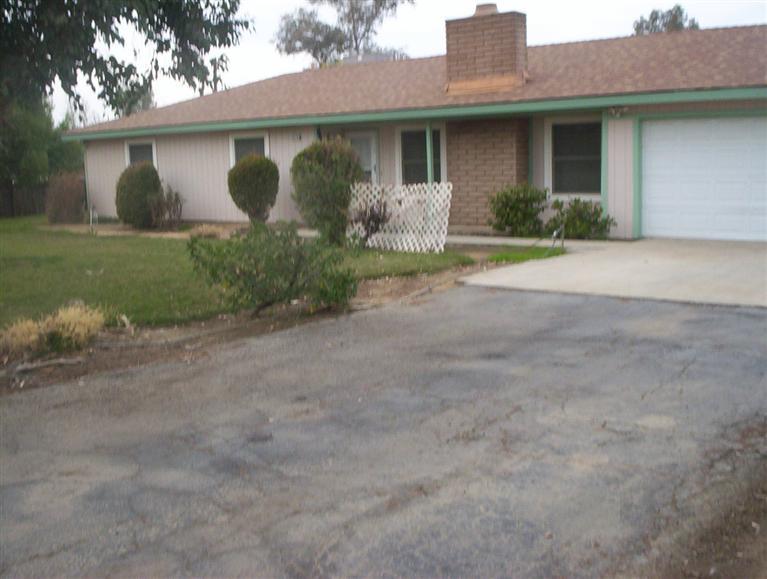18576 Ridgedale Drive Madera, CA 93638 - Photo 1 of 13 Gallery Image 1