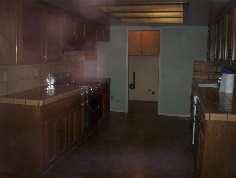 18576 Ridgedale Drive Madera, CA 93638 - Photo 4 of 13 Gallery Image 4