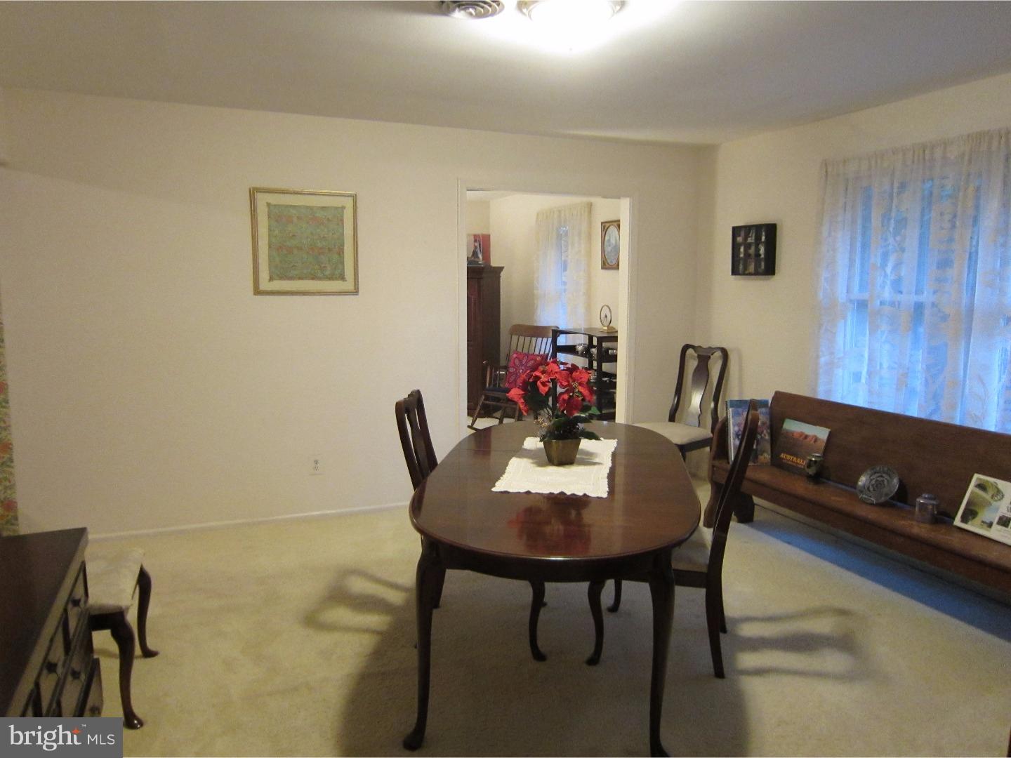 145 Pine Valley Road Doylestown, PA 18901 - Photo 4 of 20 Dining Room