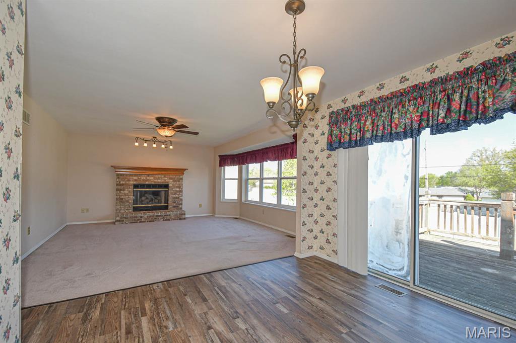 55 Green Pines Circle St. Peters, MO 63376 - Photo 16 of 52