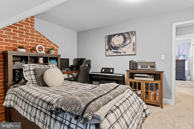 $1,200,000 | 214 North Mill Road, Harrisburg, PA 17112