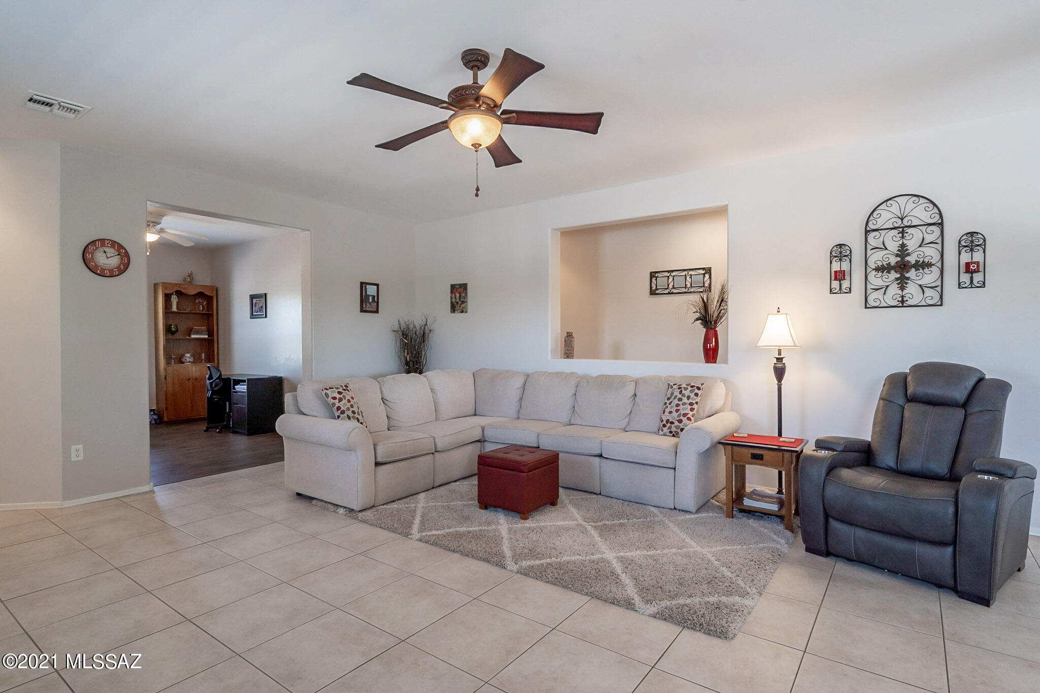21521 East Reunion Road Red Rock, AZ 85145 - Photo 7 of 24 Gallery Image 7