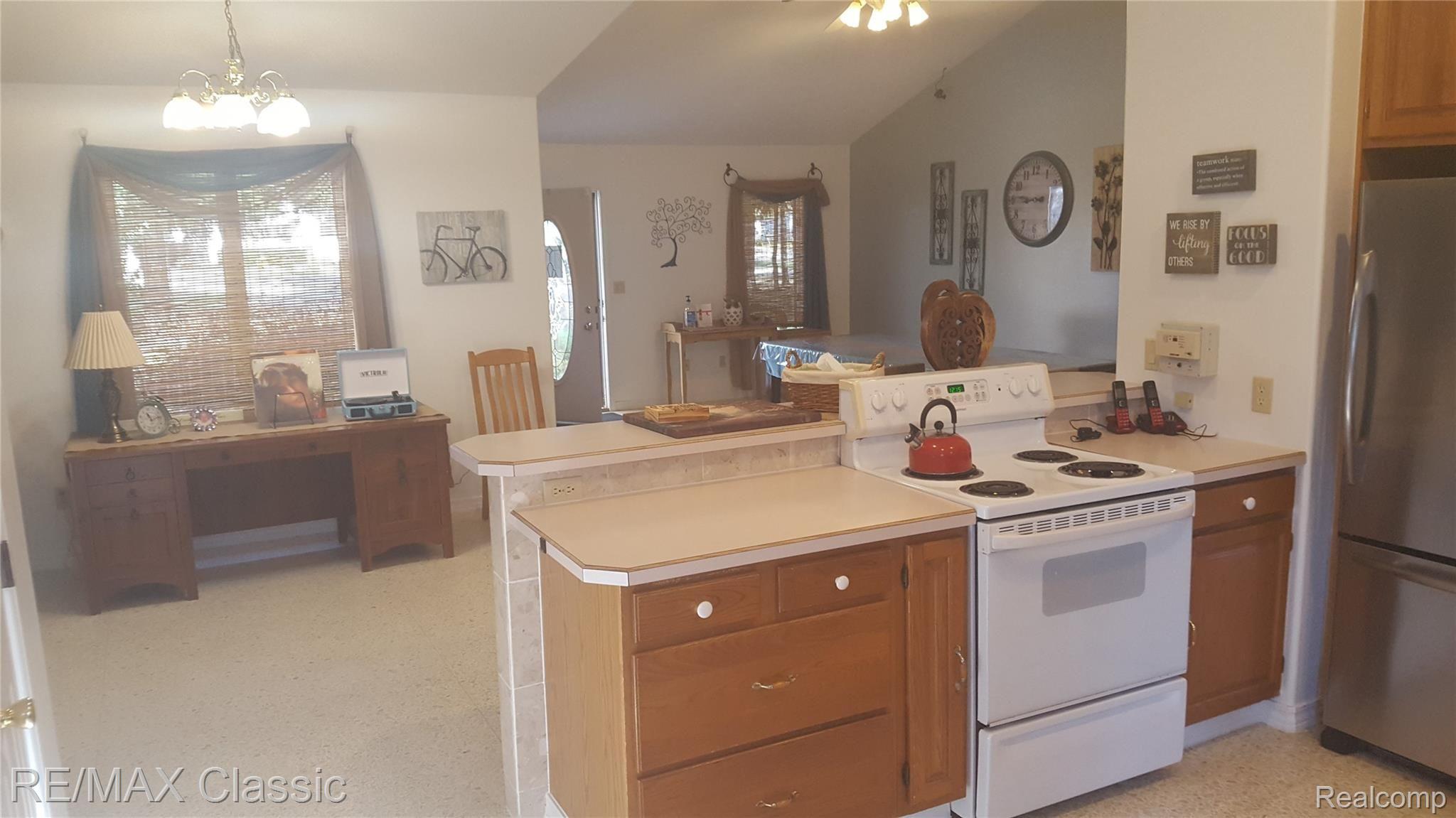 6376 East Pierson Road Flint, MI 48506 - Photo 45 of 59 20201107_111629.jpg