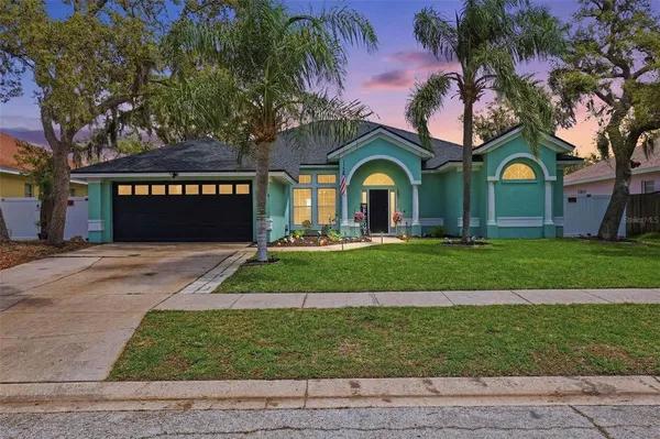 $469,000 | 10434 Nightengale Drive, Riverview, FL 33569