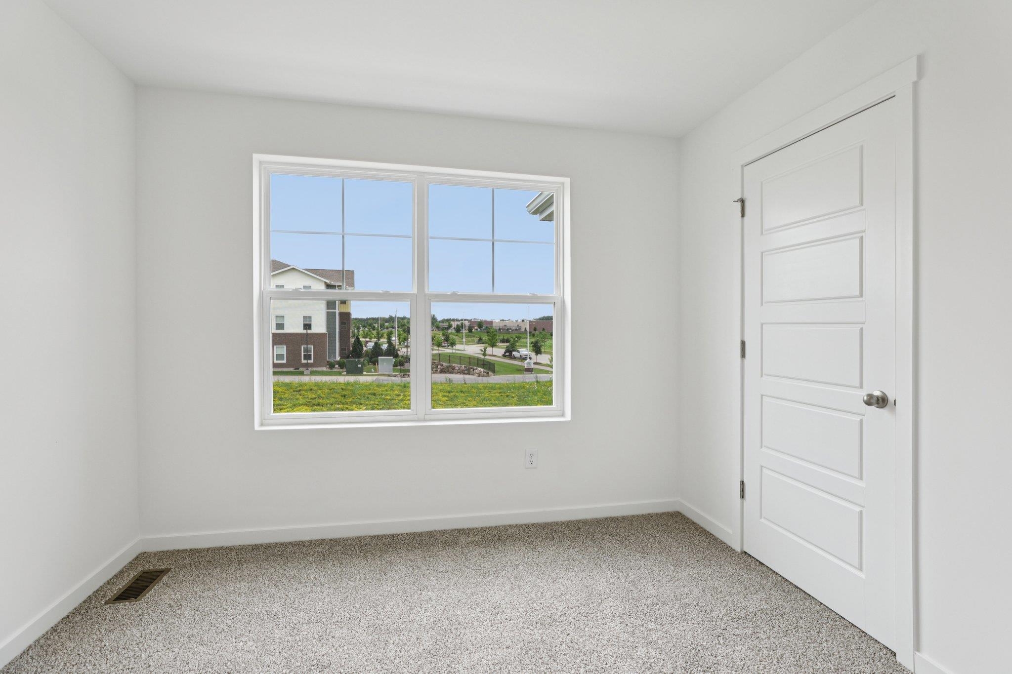 613 Boulder Stoughton, WI 53589 - Photo 22 of 38