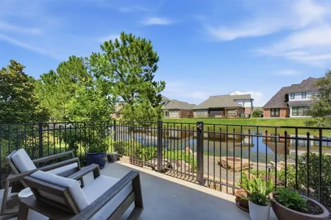 $865,000 | 5847 Lakeview Lane, Lake Charles, LA 70605
