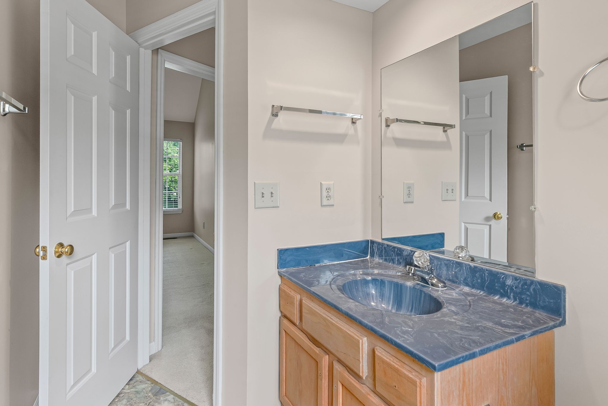 3012 Bent Tree Road Franklin, TN 37067 - Photo 26 of 34 a bathroom with a granite countertop sink and a mirror