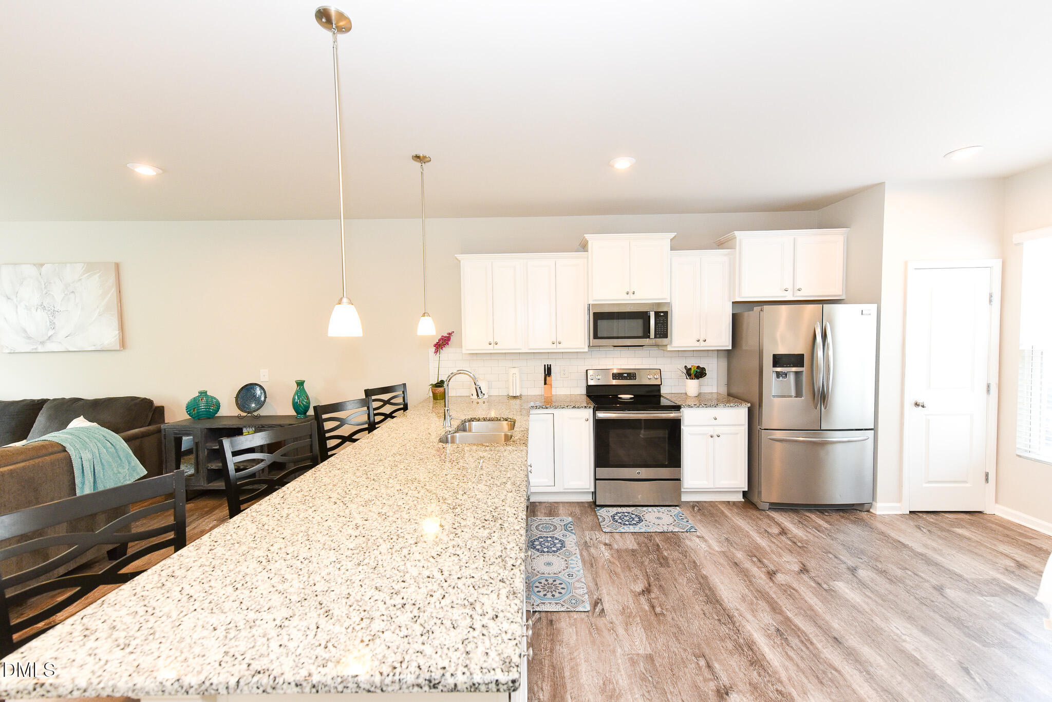 8957 Commons Townes Drive Raleigh, NC 27616 - Photo 12 of 27 Kitchen