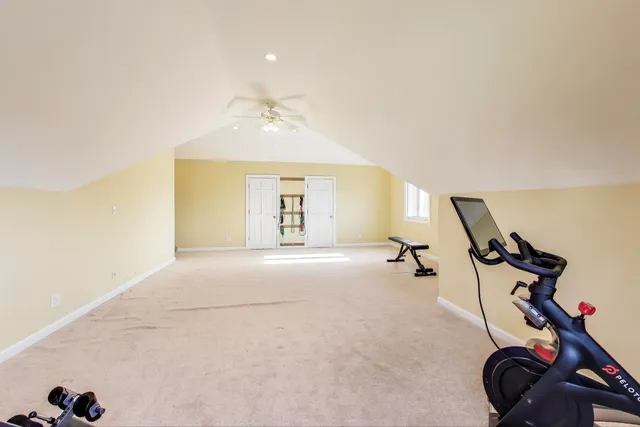 $849,000 | 179 Sycamore Drive, Hawthorn Woods, IL 60047