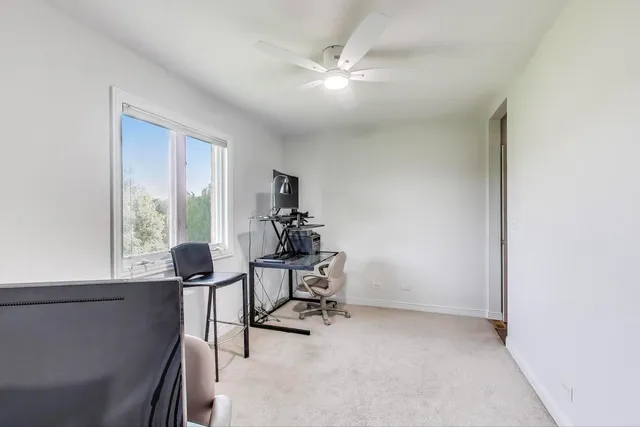 $849,000 | 179 Sycamore Drive, Hawthorn Woods, IL 60047