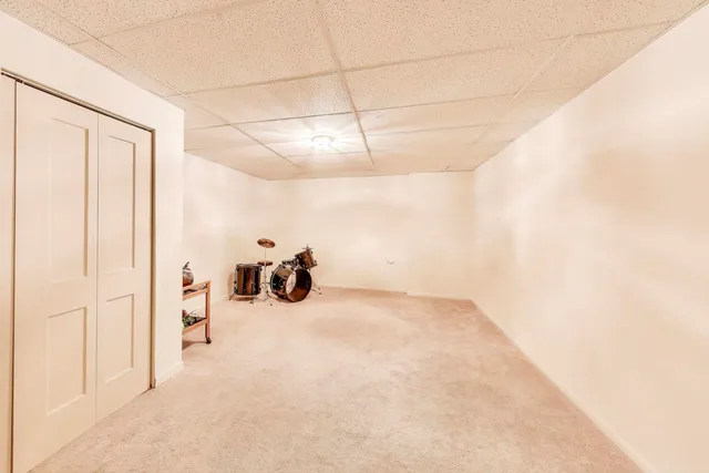 $849,000 | 179 Sycamore Drive, Hawthorn Woods, IL 60047