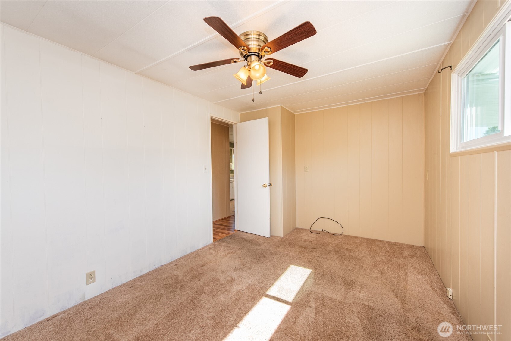 921 South 3rd Avenue, Unit 15 Sequim, WA 98382 - Photo 25 of 34