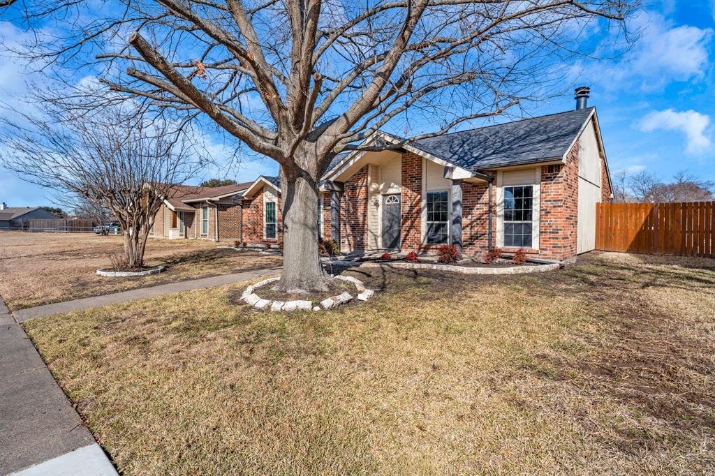 8829 Denver Street Rowlett, TX 75088 - Photo 4 of 27