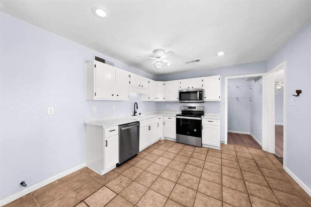 8829 Denver Street Rowlett, TX 75088 - Photo 10 of 27