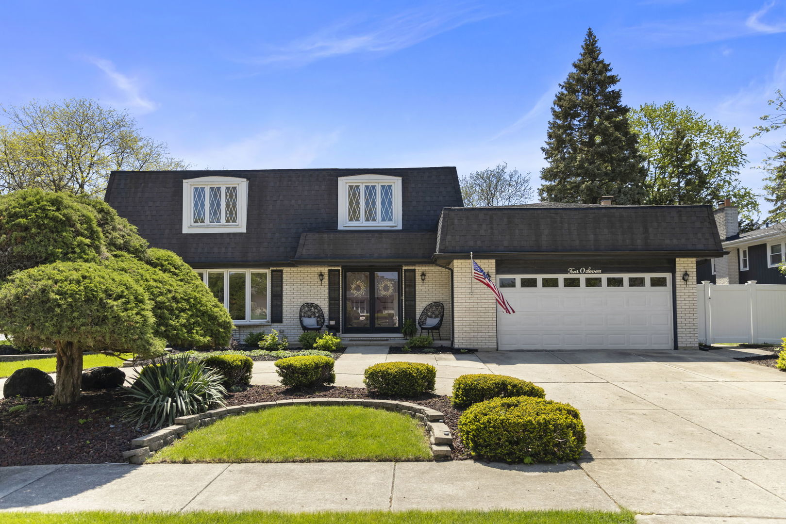 407 Ridgeview Street Downers Grove, IL 60516 - Photo 1 of 33 Gallery Image 1