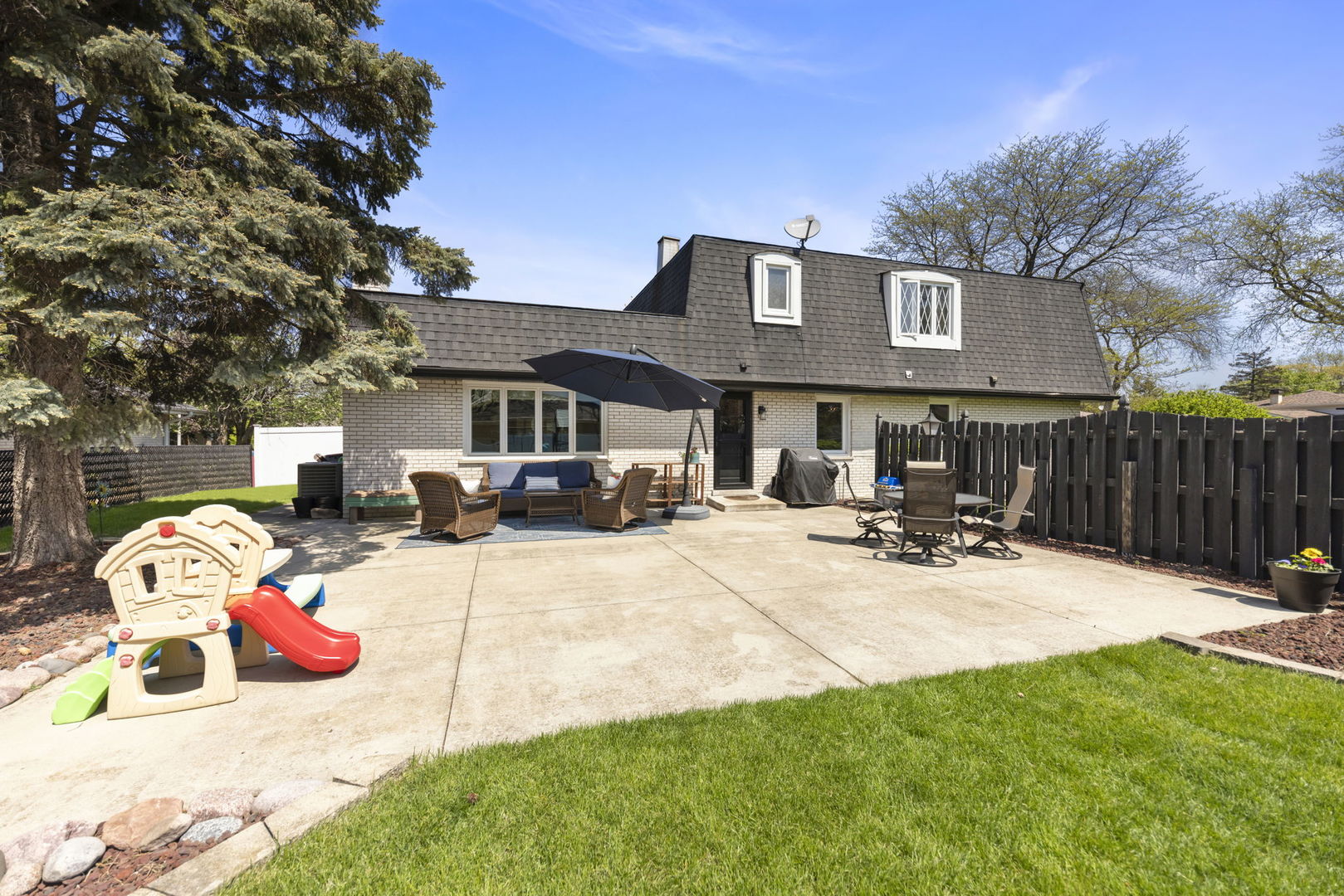 407 Ridgeview Street Downers Grove, IL 60516 - Photo 29 of 33 Gallery Image 29