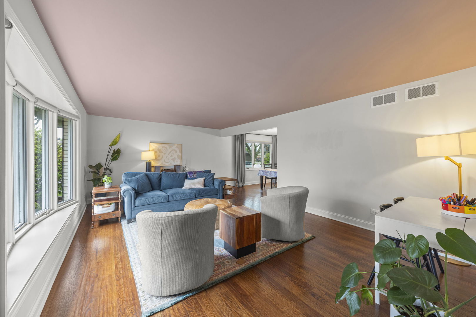 407 Ridgeview Street Downers Grove, IL 60516 - Photo 4 of 33 Gallery Image 4