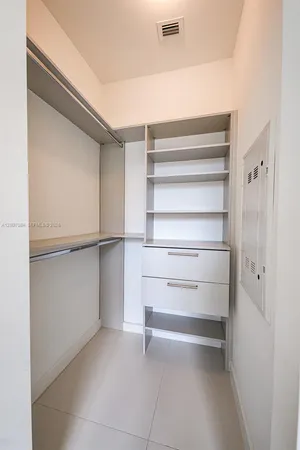 $3,100 | 501 Northeast 31st Street, Unit 205, Miami, FL 33137