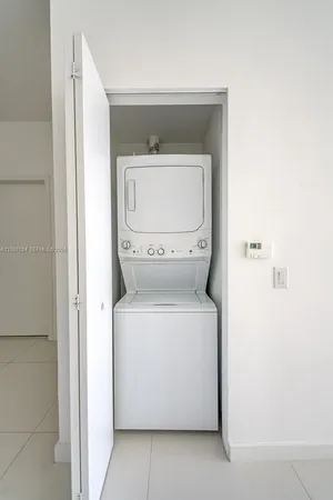 $3,100 | 501 Northeast 31st Street, Unit 205, Miami, FL 33137