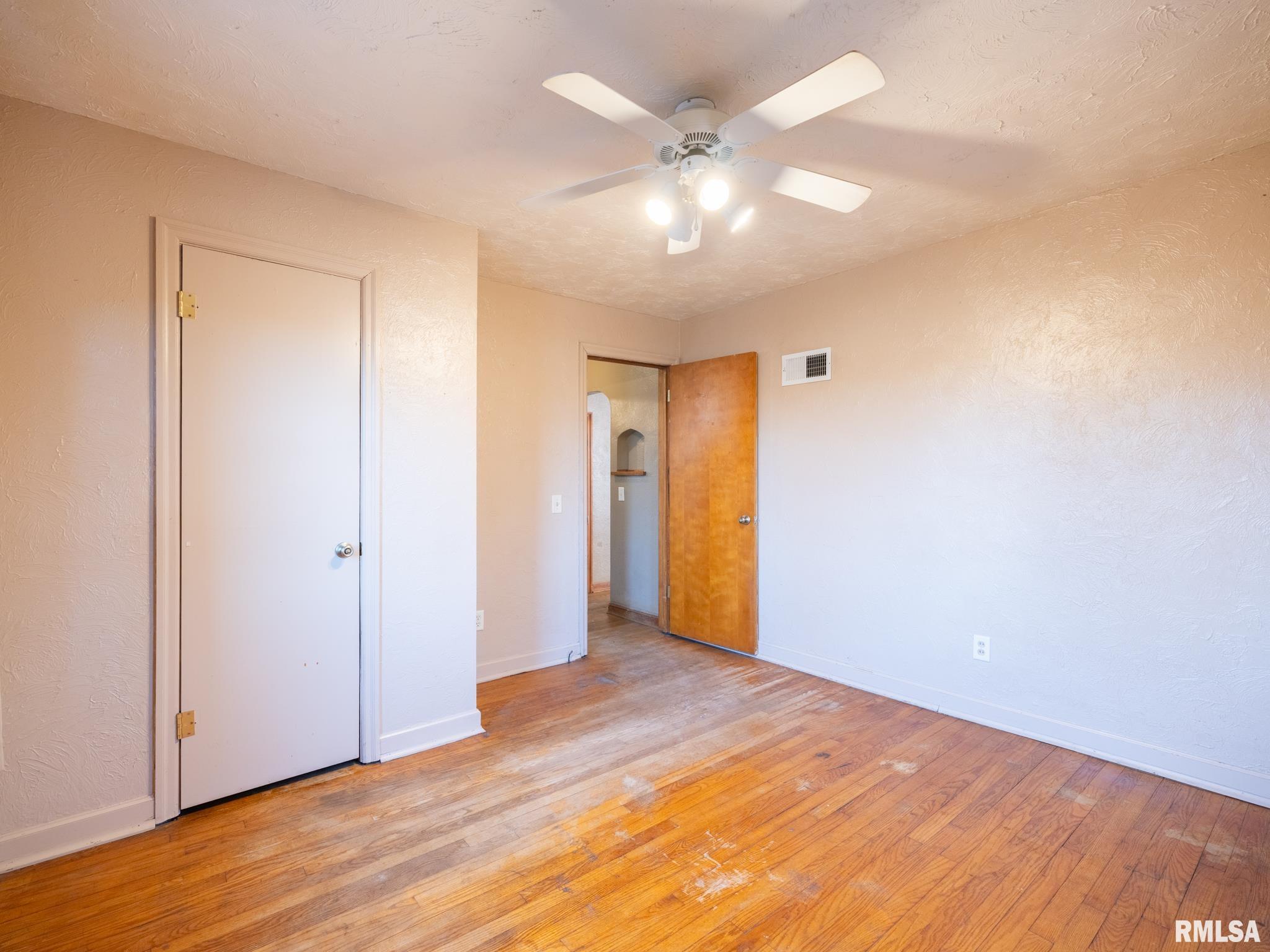 1200 South 9th Street Pekin, IL 61554 - Photo 24 of 44