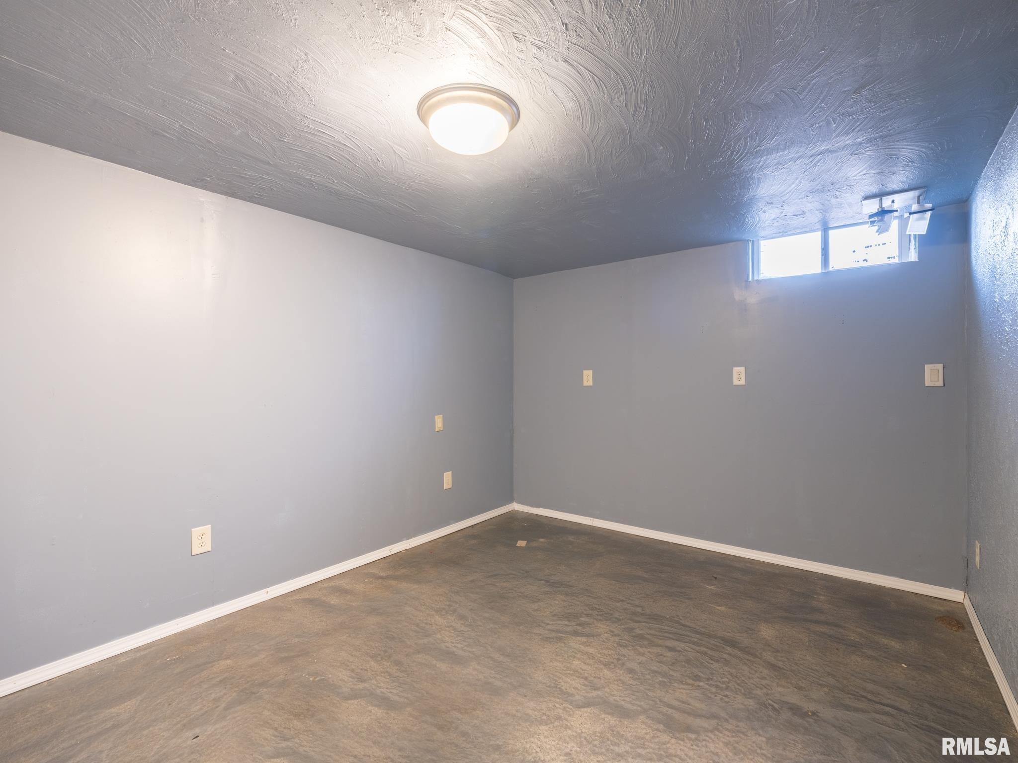 1200 South 9th Street Pekin, IL 61554 - Photo 30 of 44