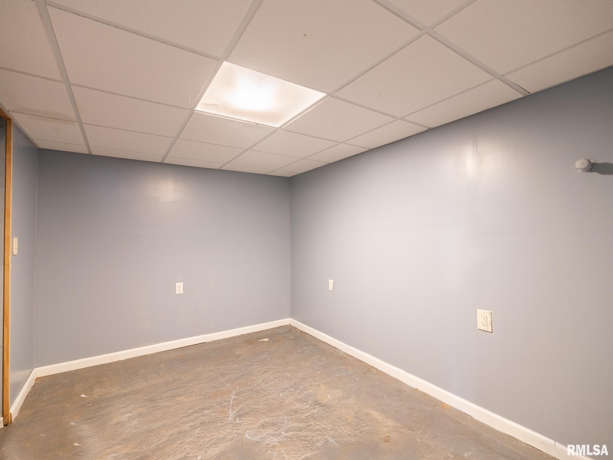 1200 South 9th Street Pekin, IL 61554 - Photo 31 of 44