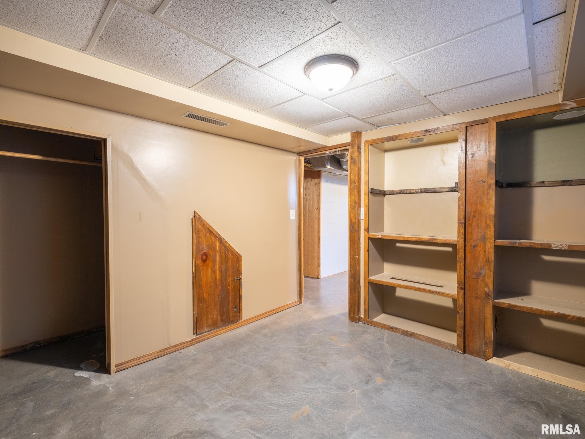 1200 South 9th Street Pekin, IL 61554 - Photo 33 of 44